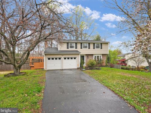 2602 Chester Cir, Woodbridge, VA 22191-4305