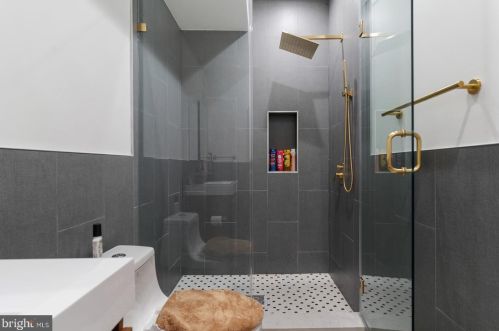 1409 30 St, Philadelphia PA 19121-1101 exterior