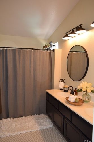 193 Cape Elizabeth Way, Riverside CA  92506-6178 exterior