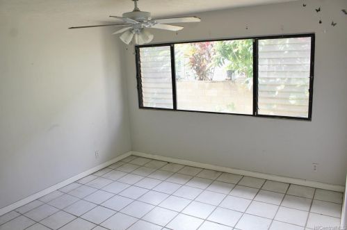 2003 Eluwene St, Honolulu HI  96819-4032 exterior