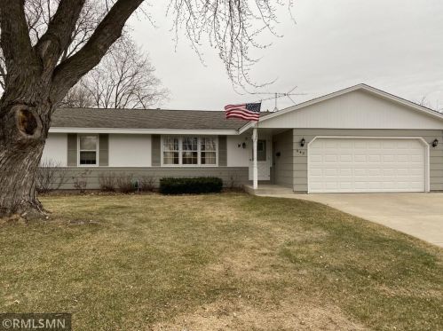 942 Clay St, Prior Lake, MN 55379-2245