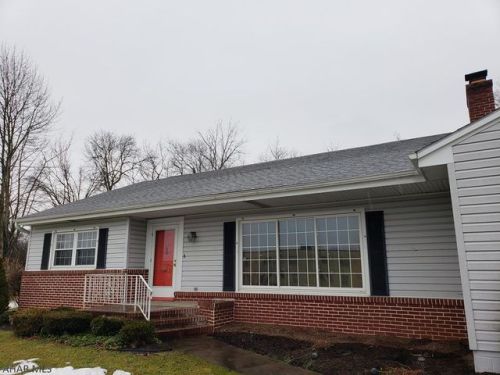 425 Cedar St, Altoona, PA 16602-4208