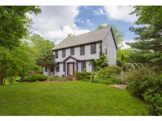 255 Buckminster Way, Portsmouth, NH 03801-5682