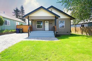 416 62 St, Tacoma WA  98404-1934 exterior