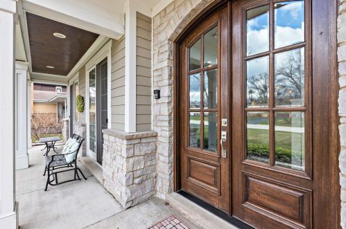 1413 Pendleton Ln, Glenview, IL 60025-2241