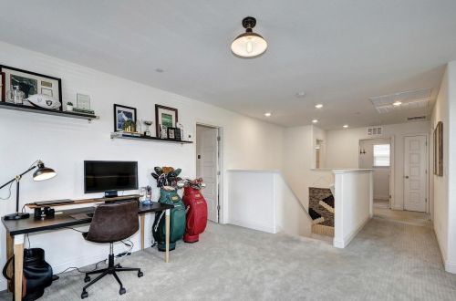 9979 Asilomar Ln, Elk Grove CA  95757-2549 exterior