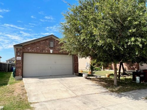8924 Edmundsbury Dr, Austin, TX 78747-3992