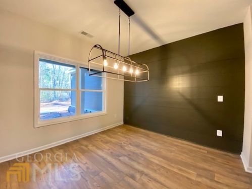 1606 Cross Plains Hulett Rd, Carrollton, GA 30117-0090