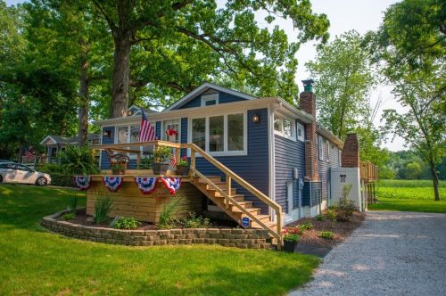 1416 Island Rd, Valpo IN  46383-1531 exterior