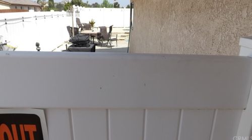 14084 Meadowlands Dr, Riverside CA  92503-9723 exterior