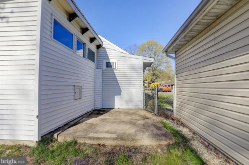 47 Ribsam St, Trenton NJ  08619-3627 exterior