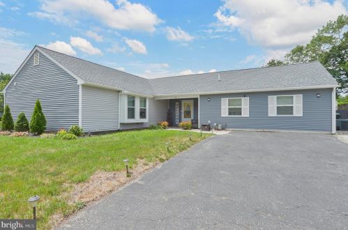 73 Arbor Meadow Dr, Erial, NJ 08081-1759