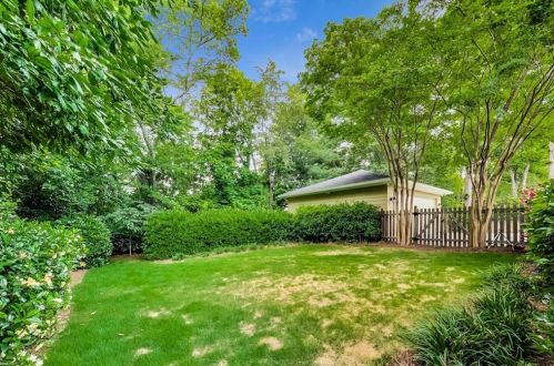2452 Elizabeth Ann Ln, Atlanta GA  30324-3713 exterior