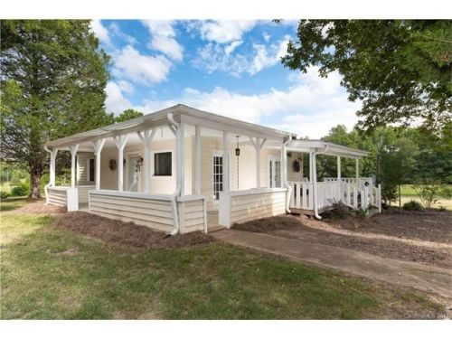 2861 Montview Rd, Sharon, SC 29742-5758