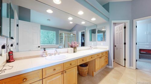 10004 Quarry Hl Pl, Parker CO 80134-3749 exterior