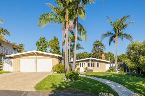 26 Packet Rd, Palos Verdes Estates, CA 90275-5828