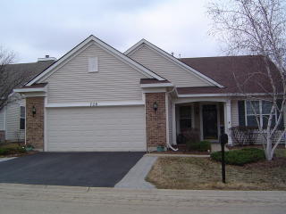 728 Holland Ln, Romeoville, IL 60446-5214