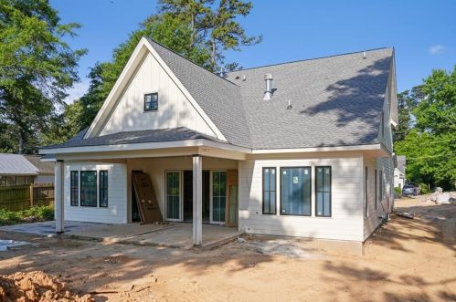 3197 Clairwood Ter, Atlanta GA  30341-3213 exterior