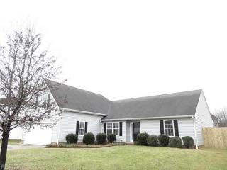 4410 Pelican Pt, Portsmouth, VA 23703-5369