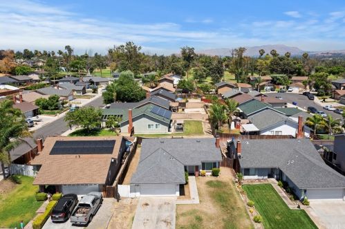 6278 Cross River Dr, Riverside CA  92509-6935 exterior