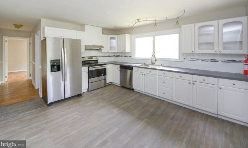 6024 Pleasant Ave, Camden NJ 08110-3537 exterior