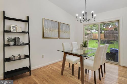 913 Caddington Ave, Silver Spring MD 20901-1048 exterior