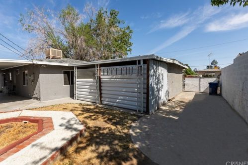 1214 Avenue, Lancaster CA  93535-6504 exterior