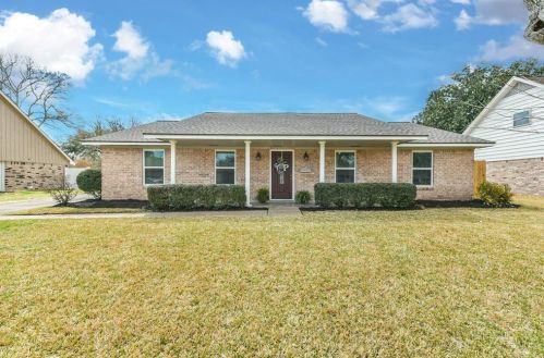 5108 Camden Ln, Pearland, TX 77584-1154