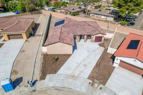 486 Camellia Way, San Jacinto, CA 92583-3320