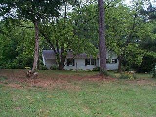 40 Pryor St, Commerce, GA 30529-1913