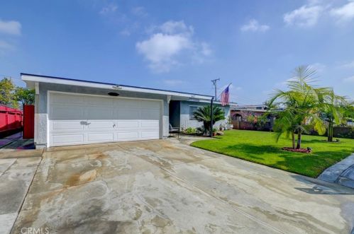 1617 Raymar St, Santa Ana, CA 92703-4618