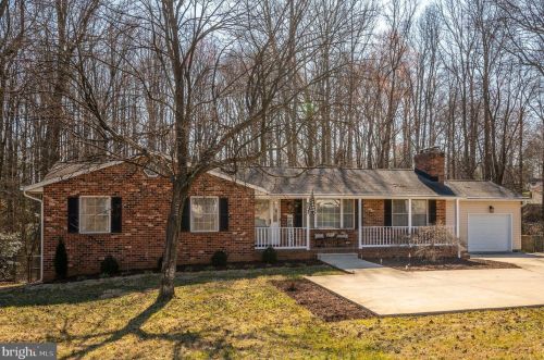601 Payton Dr, Fredericksburg, VA 22405-2252