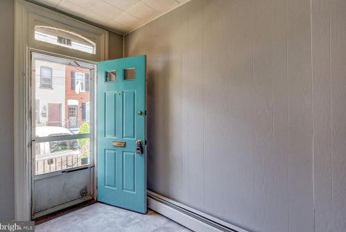 417 Mary St, Lancaster PA  17603-3330 exterior