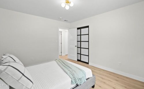 3579 Pontiac St, Glendale CA  91214-1822 exterior