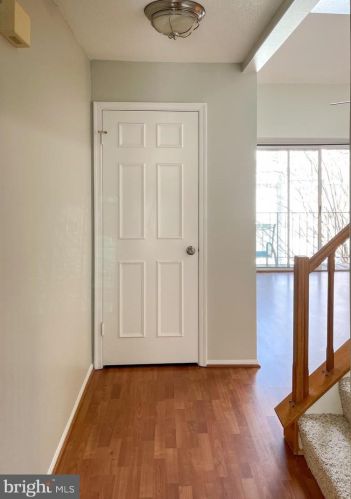 7737 Inversham Dr, Falls Church, VA 22042-4487