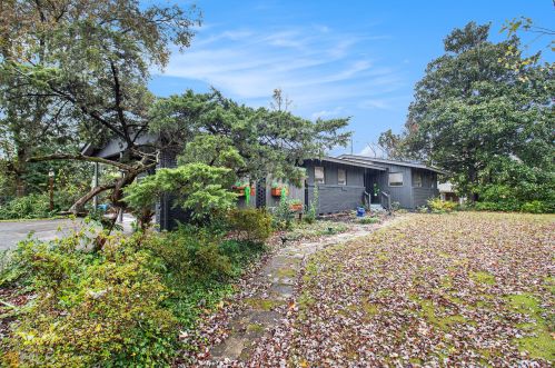 1903 Mcjenkin Dr, Atlanta GA  30345-3005 exterior