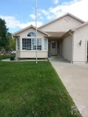 1 Pasadena Dr, Pueblo, CO 81005-2985