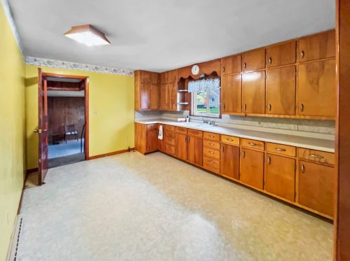 610 Seminary Ave, Onarga, IL 60955-1348