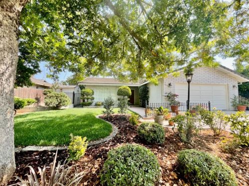 3840 Tahiti Ln, Modesto, CA 95356-1106