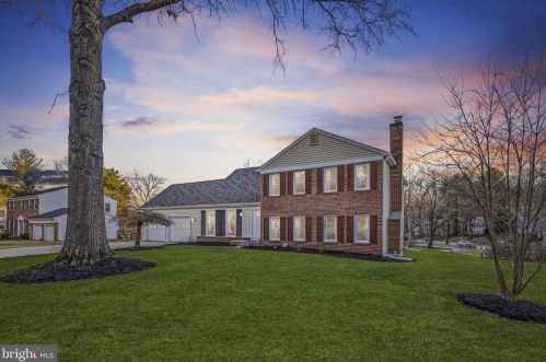 5002 Ten Mills Rd, Columbia MD  21044-1539 exterior