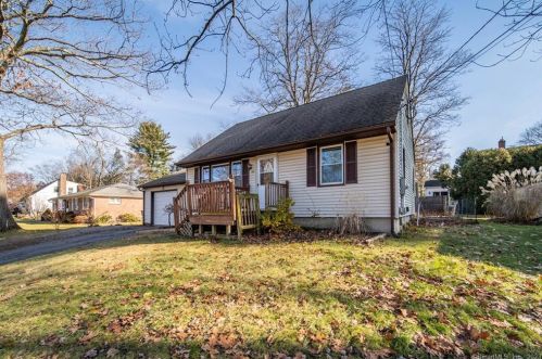 40 Elmira Ave, Torrington, CT 06790-4038