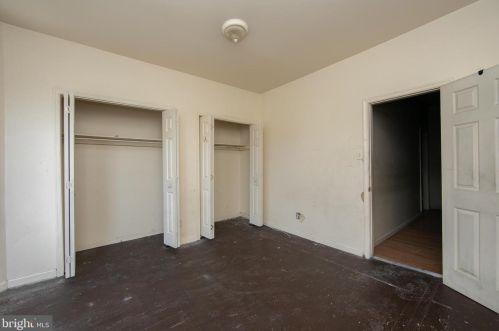 1302 Park Blvd, Camden NJ 08103-2756 exterior