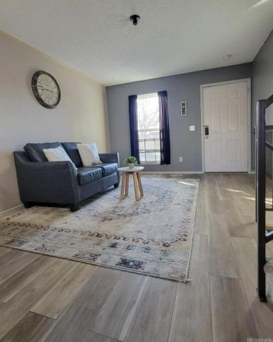 19145 22nd Dr, Aurora, CO 80011-5265