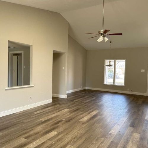 422 Woodmere Dr, Garland TX  75043-2930 exterior