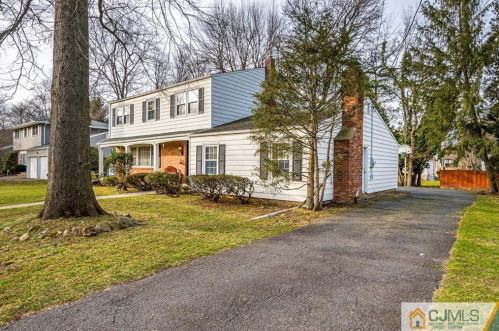 64 Monroe Ave, Edison, NJ 08820-3619