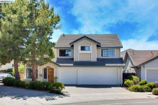 1 Ross Rd, Alameda, CA 94502-7753