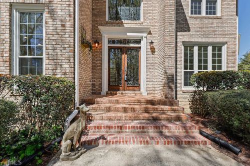 2968 Summitop Ct, Marietta, GA 30066-1632