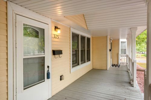 325 Goodrich Ave, Saint Paul MN  55102-2703 exterior