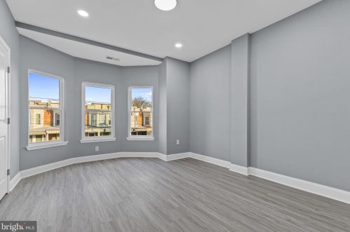 128 53 St, Philadelphia PA 19139-2613 exterior