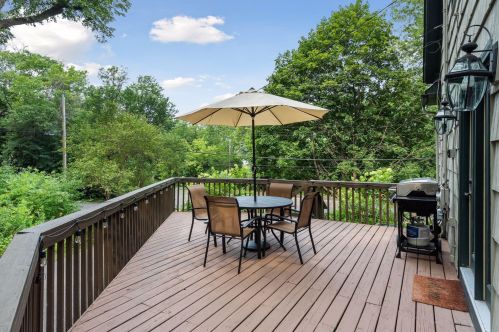 2260 Medicine Lake Blvd, Minneapolis MN  55441-4238 exterior